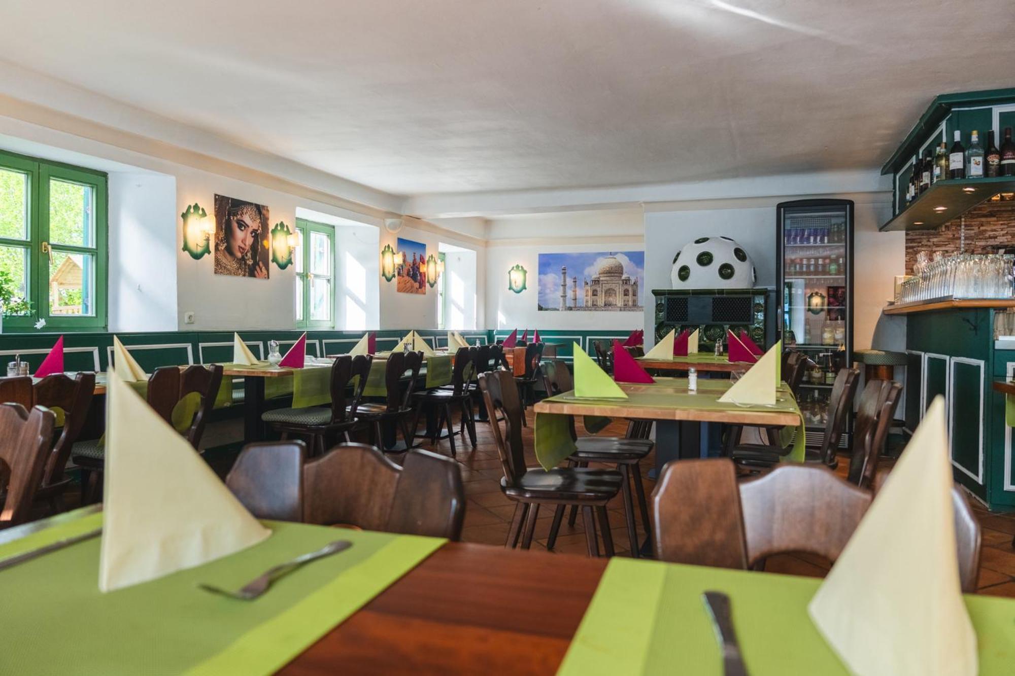 Hotel Restaurant Taverna Eching  Εξωτερικό φωτογραφία