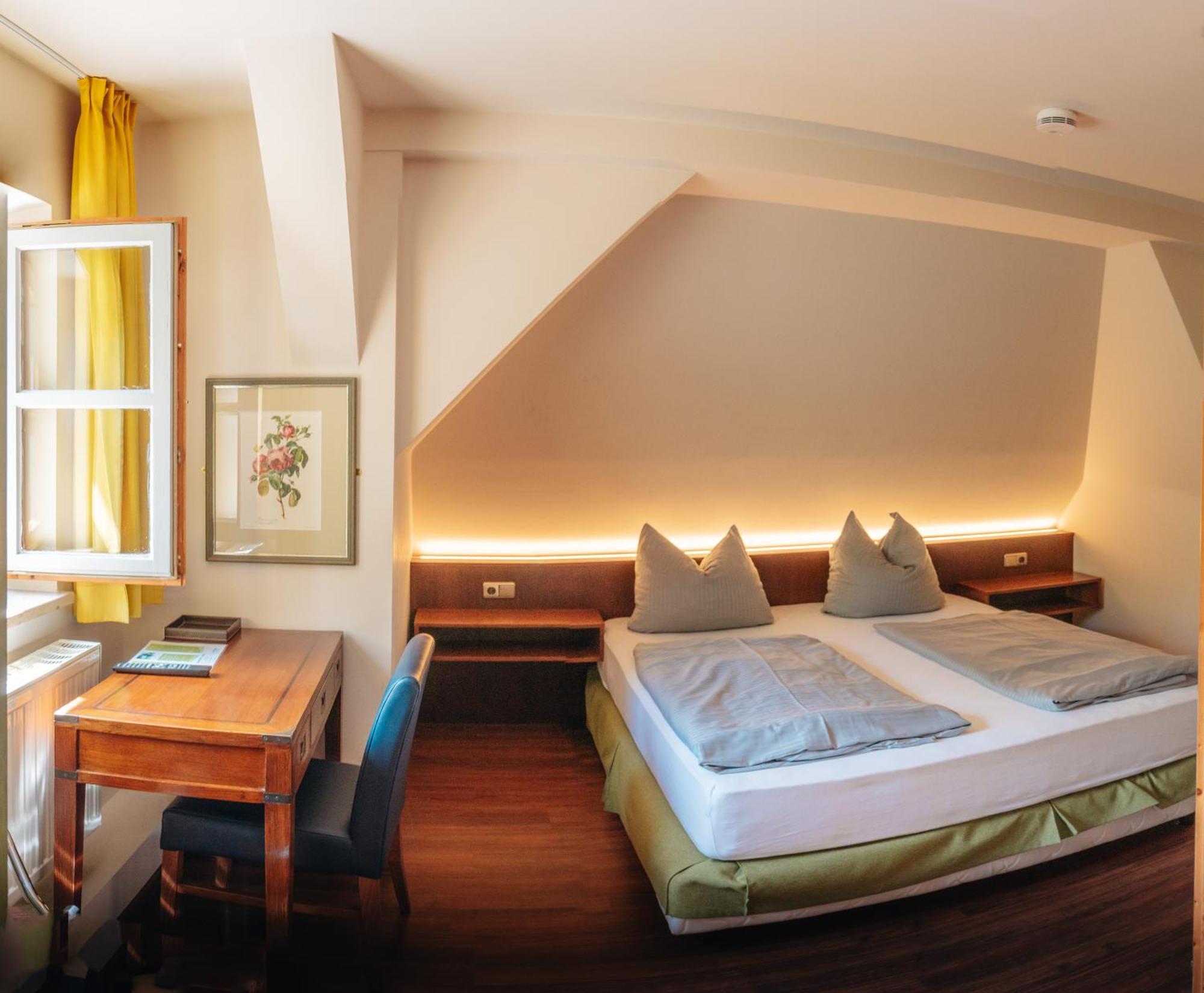 Hotel Restaurant Taverna Eching  Εξωτερικό φωτογραφία